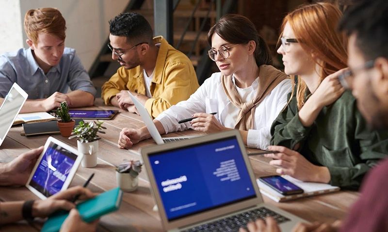 Dedicated SEO and backlink strategy team working together to deliver high-quality link building services